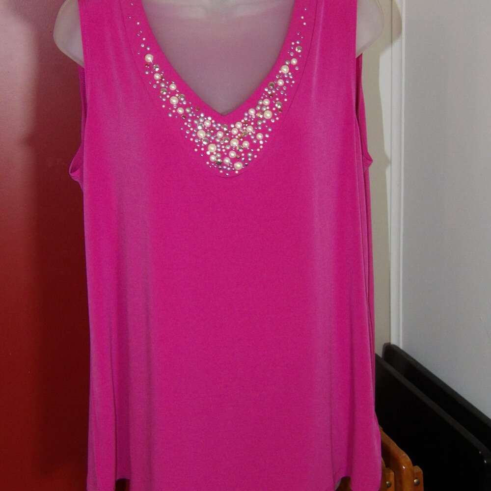 Susan Graver sleeveless top in Pink with Pearl & Sequins Size Large - Picture 4 of 5